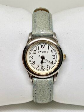 Vintage swerve women’s watch 24mm silver tone white dial quartz leather running